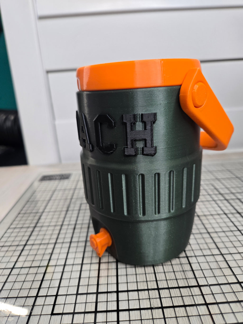 Mini Cooler Can Coolie Holder with Snap on Lid with Straw Hole 12oz